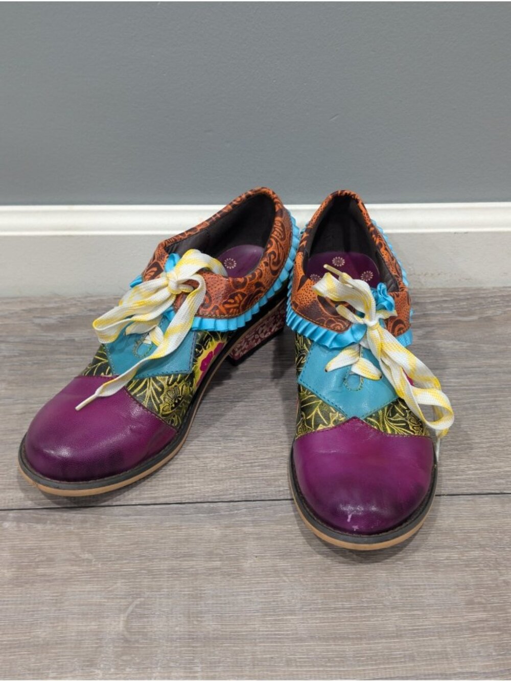Women's Multicolored Floral Bohemian Oxford Leather Lace Up Ruffled Shoes Sz 8.5